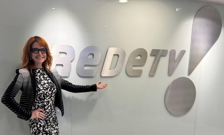 Babi Xavier é a nova aposta da RedeTV! para comandar reality show de casais