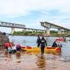 Queda de ponte: mergulhadores encontram mais dois corpos em rio