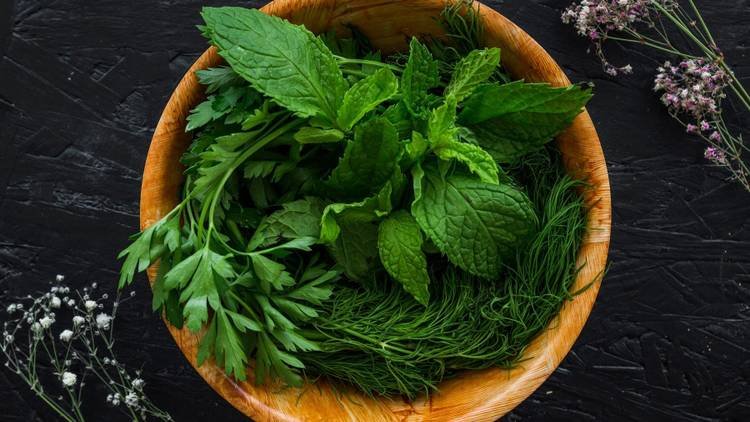 Ch� de hortel� com alecrim