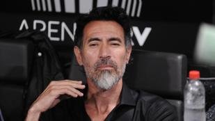 Dom�nguez cont�m empolga��o e manda recado aos jogadores; confira - foto: Alexandre Guzanshe/EM/D.A. Press