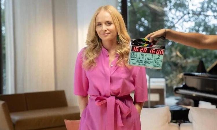 Ang&eacute;lica anuncia volta &agrave; TV em programa voltado para os homens: 'Estou animada'