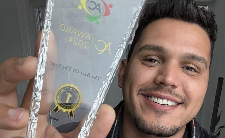 Influenciador se destaca nos EUA ao mostrar rotina, desafios, costumes e casos reais com leveza e carisma