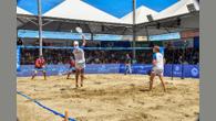 O Pan-Americano de Beach Tennis 2025 reuniu 300 atletas de 17 países no litoral de São Paulo. Brasil conquistou 43 medalhas e o evento gerou impacto econômico na cidade, com lotação em hotéis e movimento no comércio.