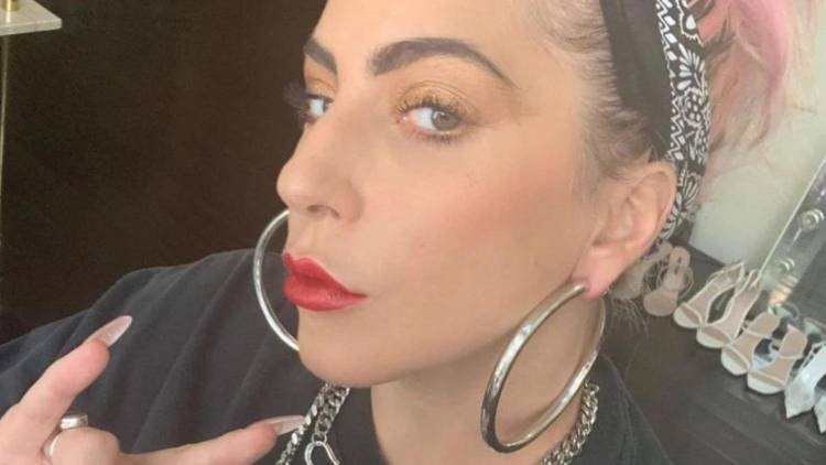 Perfumes de Lady Gaga: de cria��o pr�pria aos cl�ssicos que ela ama
