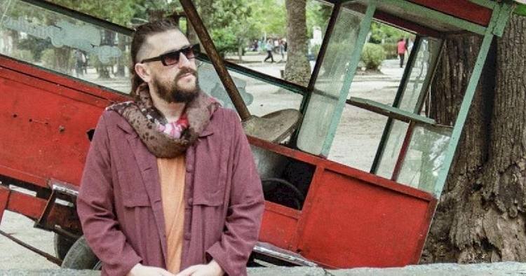 Ap�s 11 anos, Tincho Acosta retorna ao Brasil com novo EP e shows intimistas em S�o Paulo