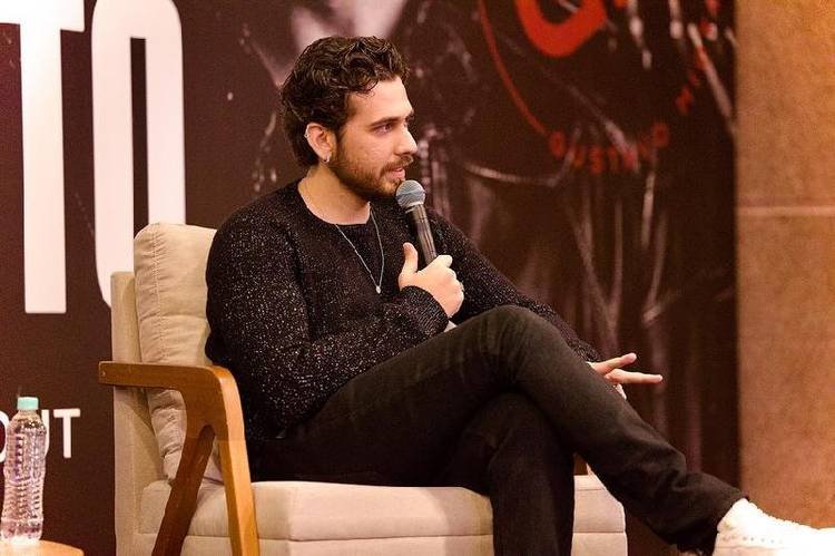 Gustavo Mioto desabafa sobre o fim do relacionamento e ataques