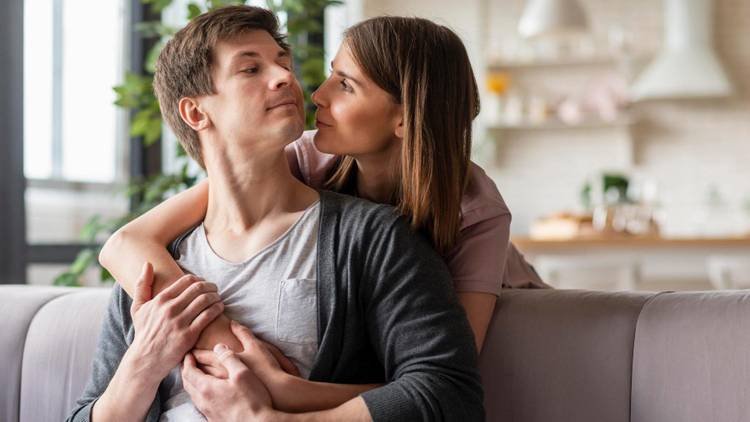 Depois dos filhos, como manter o desejo? 8 dicas para o casal
