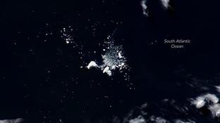 Maior iceberg do mundo se desintegra ap�s d�cadas de monitoramento, diz Nasa