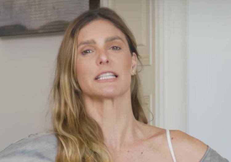 apresnetadora em foto