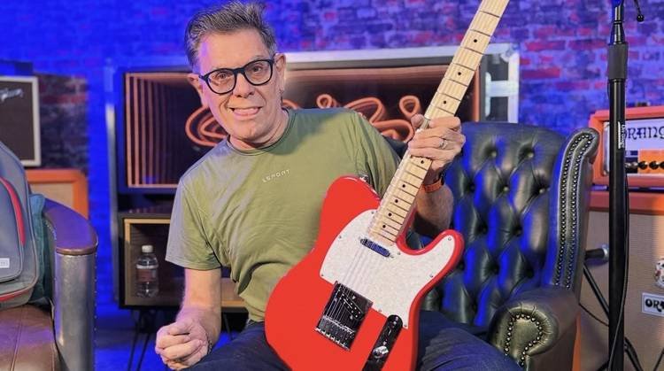 O cantor reagiu a uma not�cia sobre reuni�o entre Lula e Trump em Nova York e recorreu ao microblog para soltar uma observa��o carregada de sarcasmo