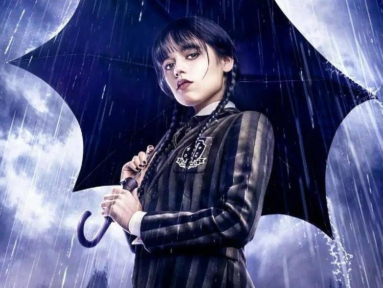 Jenna Ortega como Wandinha