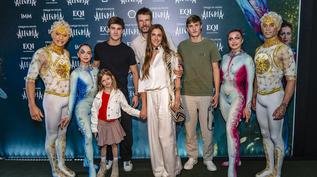 Estreia de 'Alegría - In A New Light' em São Paulo reúne famosos e casa cheia