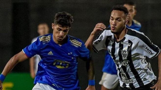 Revelado pelo Flamengo, meia se despede do Cruzeiro: 'Foi uma honra'