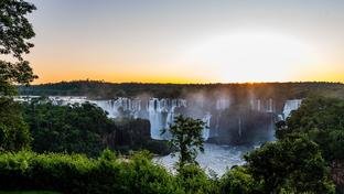 Das Cataratas ao Oscar, filmes gravados nas Cataratas do Iguaçu que transformaram o cenário brasileiro em palco de Hollywood
