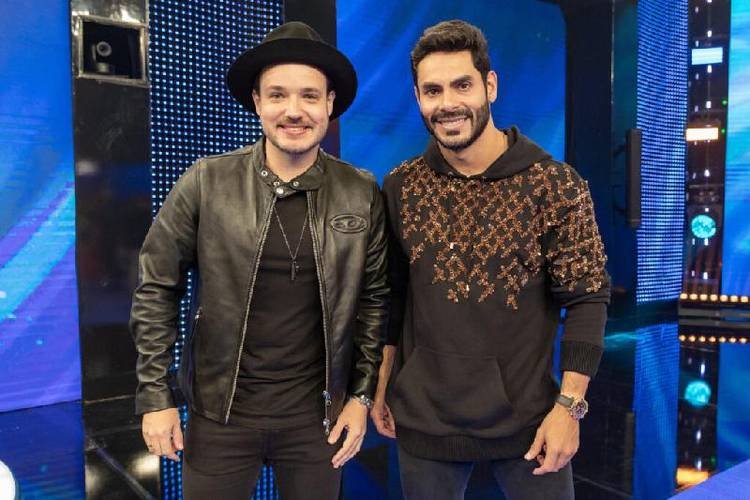 Rodolffo e Israel enfrentam perrengue inusitado em date