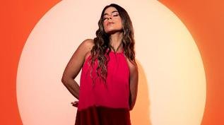 Mariana Mesquita lança 'Corpo Devaneio' e transforma afeto em som tropical