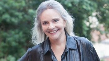 Cantora e compositora teve o corpo velado nesta terça-feira (9)
