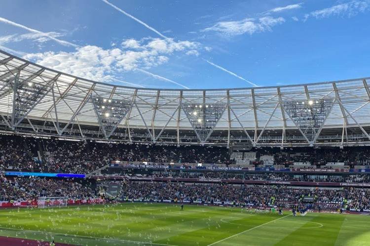 De shows a jogos da Premier League: Reino Unido volta ao roteiro dos brasileiros
