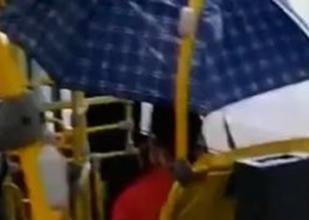 Chove dentro e fora de �nibus em BH