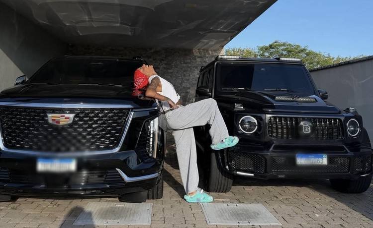 Ludmilla rebate presso aps ostentar carro milionrio e causar au nas redes sociais