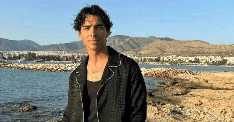 Joe Jonas anuncia nova data de lan�amento de seu novo �lbum