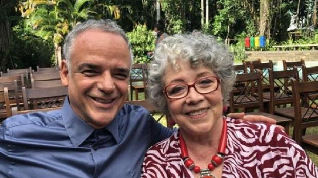 �ngelo Ant�nio e Angela Leal