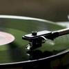 Investir em vinil: descubra o que faz um disco valer uma fortuna