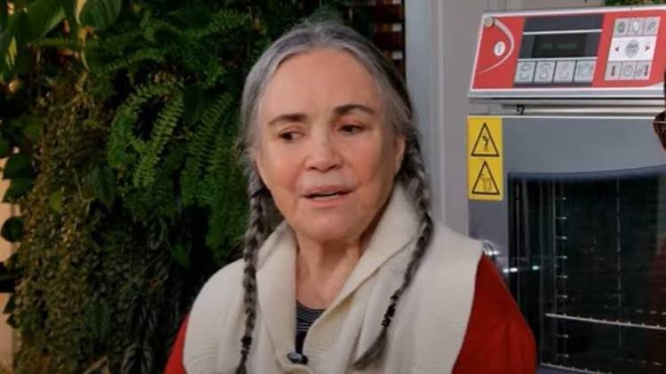 Regina Duarte em entrevista