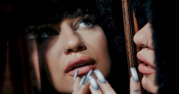 Clau mostra lado mais vulner�vel em 'a1', single resgatado de 2019