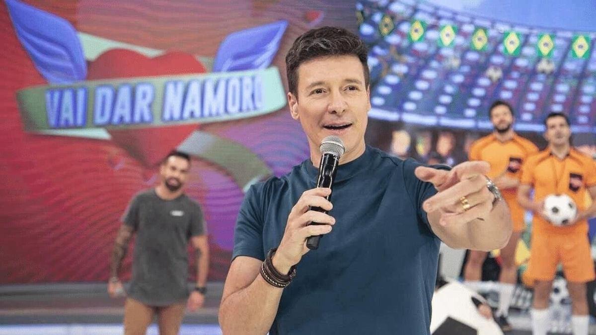 Rodrigo Faro é condenado a indenizar aposentada após ação contra financeira