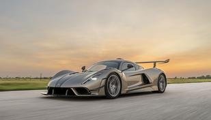 Hennessey cria hipercarro manual com mais de 2.000 cv