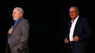 Lula em alta temporada das negociatas e fisiologismos