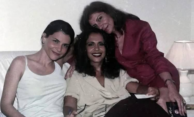 Cantora e compositora homenageou Gal e Marília e recordou passagens importantes ao lado das duas em um post feito no X: 