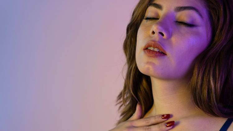 Orgasmo feminino: por que a penetração nem sempre é suficiente?