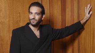 Escritora famosa revela 'fora elegante' de Humberto Carrão após cantada