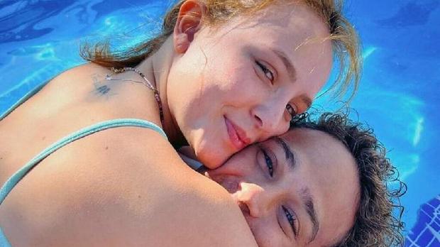 Larissa Manoela e Andr� Luiz Frambach