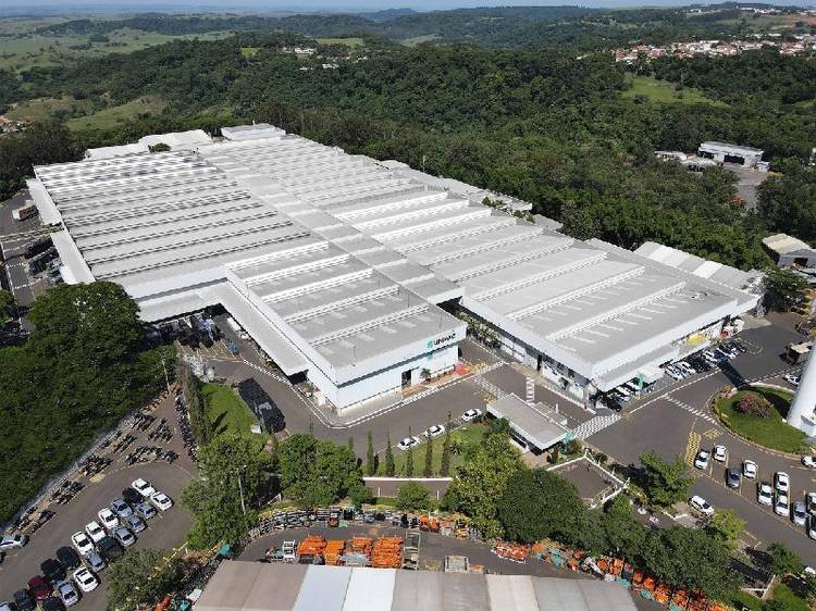 Unipac completa 50 anos com ingresso em novos mercados | Mundo ...