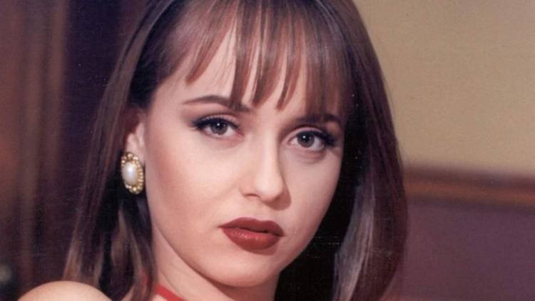 A vil� Paola Bracho na novela 'A Usurpadora'.