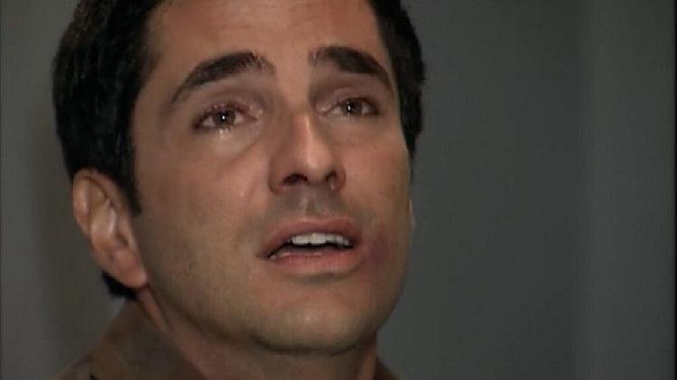 Lucas (Rodrigo Veronese) de Para�so Tropical