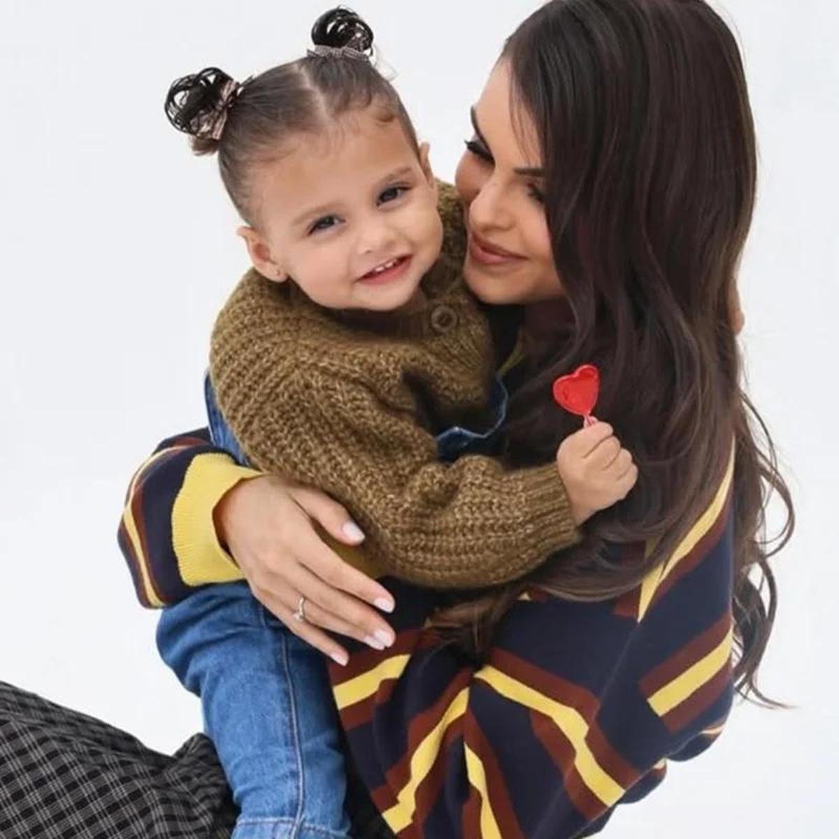 Amanda Kimberlly rebate crítica sobre 'roupas de R$ 50' da filha, Helena - Famosos | Entretenimento