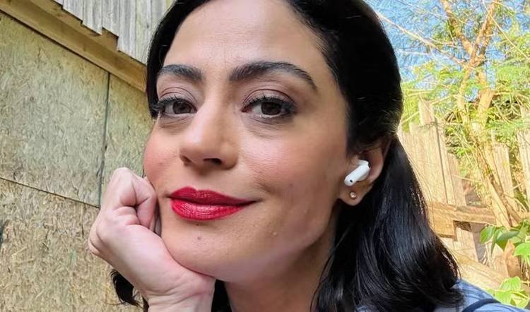 Carol Castro diz ter rosto natural e revela vontade de turbinar os seios
