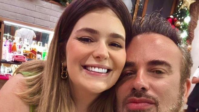 Viihtube e Pai Celebram a Paz na Noite de Natal