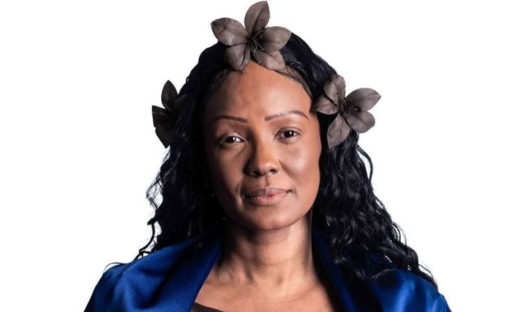 Atriz Isabel Fillardis interpreta Nossa Senhora em especial da TV Aparecida