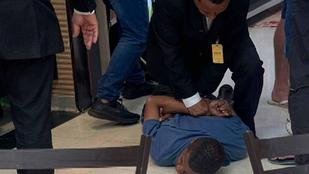 Homem � esfaqueado em pra�a de alimenta��o de shopping no Sul de Minas - foto: Reprodu��o/Redes Sociais