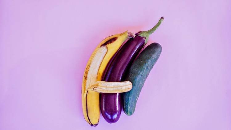 Pegging: o que explica o interesse crescente pelo prazer anal masculino?
