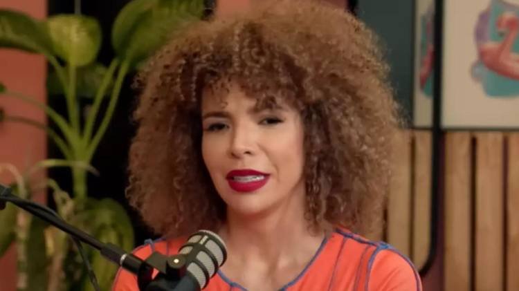 Cantora foi enaltecida pelo p�blico ao surgir de biqu�ni nas redes sociais