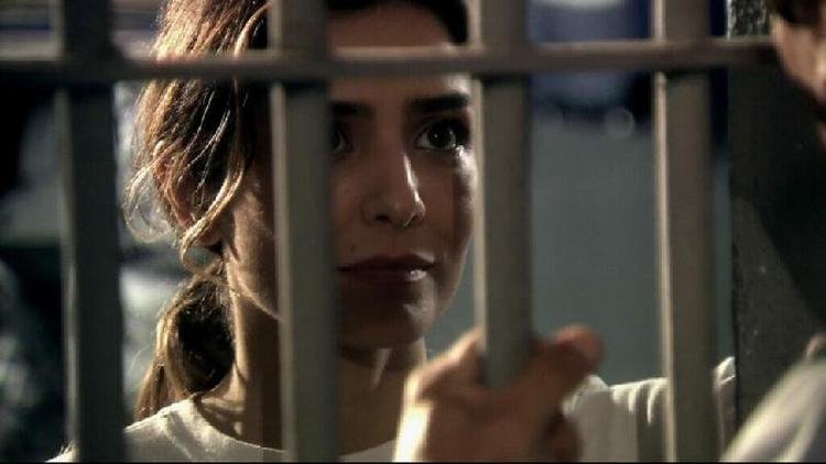 Yvone (Let�cia Sabatella) em Caminho das �ndias