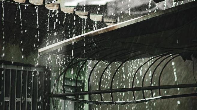 O que fazer em caso de inunda��o? Guia de sobreviv�ncia e preven��o