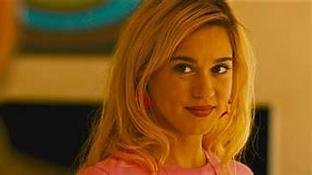 Vingan�a (2017): A estreia brutal de Coralie Fargeat antes de 'A Subst�ncia'