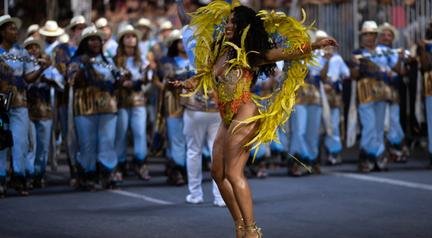 Carnaval de BH: veja a programa��o dos desfiles na Andradas